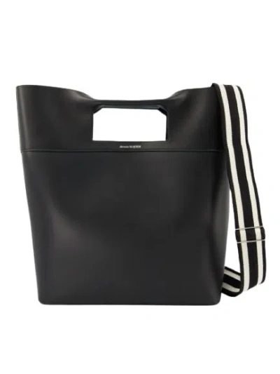 Alexander Mcqueen The Square Bow Ns Handbag  - Black - Leather