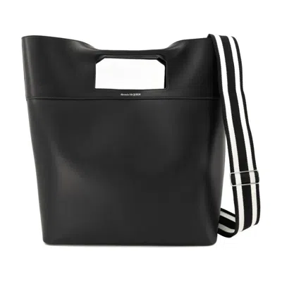 Alexander Mcqueen The Square Bow Ns Handbag In Black