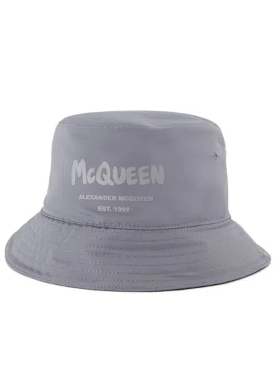 ALEXANDER MCQUEEN ALEXANDER MCQUEEN TONAL GRAFFITI BUCKET HAT - SYNTHETIC - GREY
