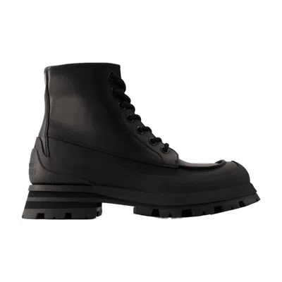 ALEXANDER MCQUEEN ALEXANDER MCQUEEN TREAD ANKLE BOOTS