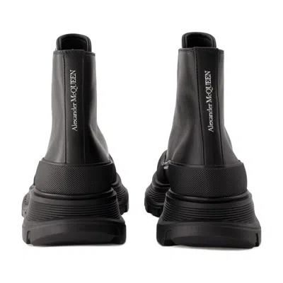 Alexander Mcqueen Tread Slick Ankle Boot In Black
