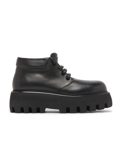 Alexander Mcqueen Tread Slick Ankle Boots In Black