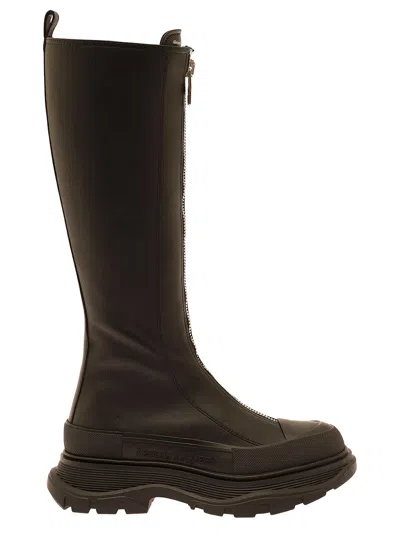 Alexander Mcqueen 'tread Slick' Black Boots With Embossed Logo And Chunky Platform In Leather Woman