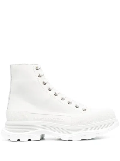 Alexander Mcqueen Tread Slick Boots In White