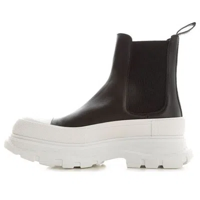 Alexander Mcqueen Tread Slick Chelsea Boot 'black White'