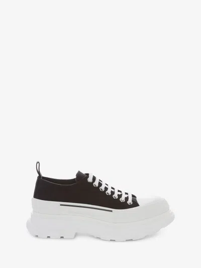 Alexander Mcqueen Tread Slick Lace Up In Black/white