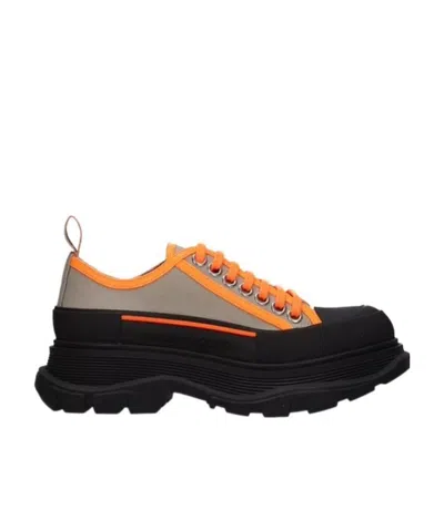 Alexander Mcqueen Tread Slick Lace Up Sneakers In Black