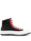 Alexander Mcqueen Tread Slick Lace-up Sneakers In Schwarz