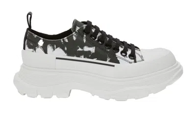 Pre-owned Alexander Mcqueen Tread Slick Low Lace Up White Black (women's) In White/black