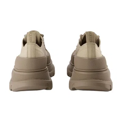 Alexander Mcqueen Tread Slick Sneaker In Beige