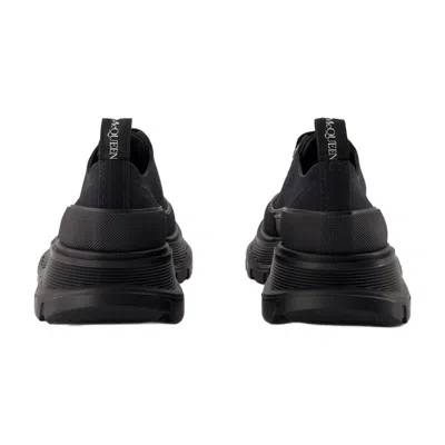 Alexander Mcqueen Tread Slick Sneaker In Black