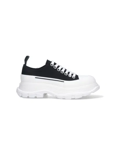 Alexander Mcqueen Tread Slick Sneakers In Black