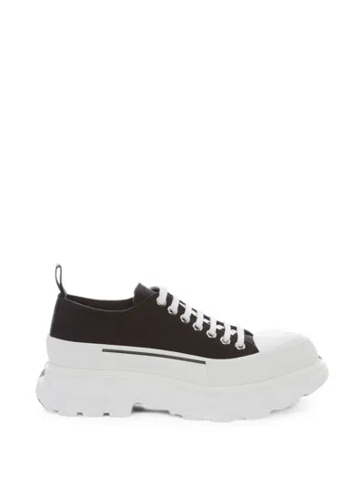 Alexander Mcqueen Tread Slick Sneakers In Black