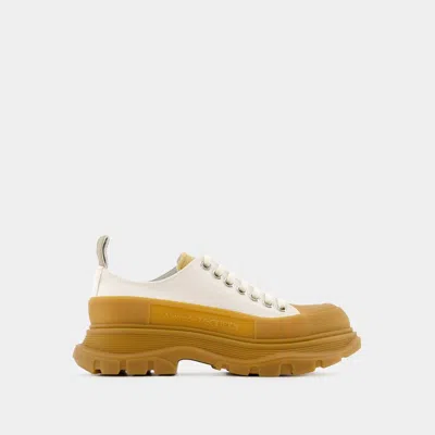 Alexander Mcqueen 45mm Tread Slick Lace-up Sneakers In Beige