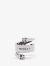 Alexander Mcqueen Twin Skull Ring In Antique Silver