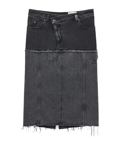 ALEXANDER MCQUEEN ALEXANDER MCQUEEN TWO-TONED RAW EDGE DENIM SKIRT