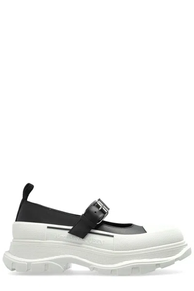 ALEXANDER MCQUEEN ALEXANDER MCQUEEN TWO-TONE LEATHER AND RUBBER BALLERINAS