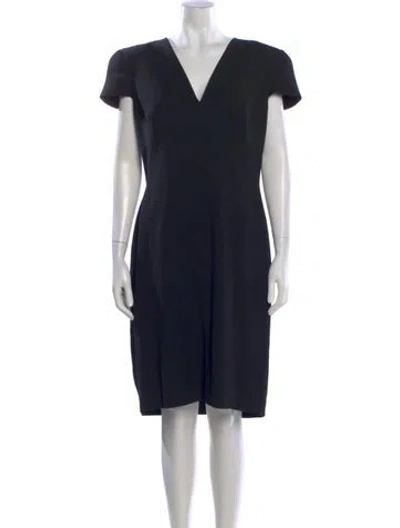 Pre-owned Alexander Mcqueen Virgin Wool Knee-length Dress In Black