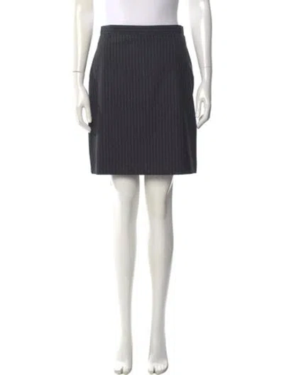 Pre-owned Alexander Mcqueen Virgin Wool Knee-length Skirt In Black