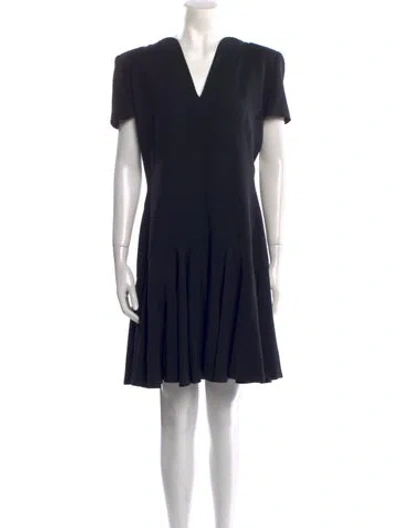 Pre-owned Alexander Mcqueen V-neck Mini Dress In Black