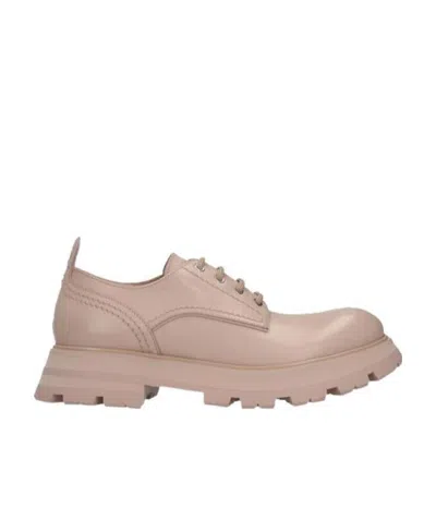 Alexander Mcqueen Wander Lace-up Shoes In Nude