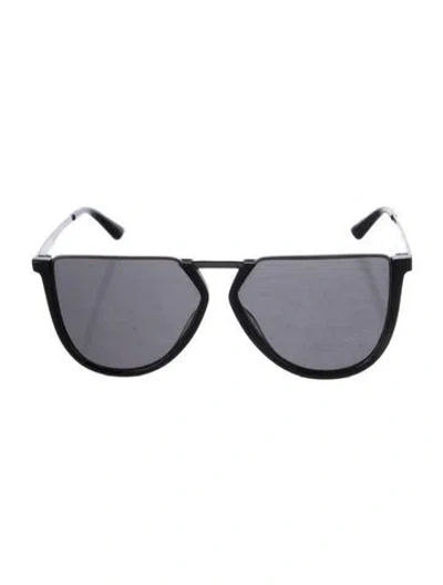Pre-owned Alexander Mcqueen Wayfarer Tinted Sunglasses In Black