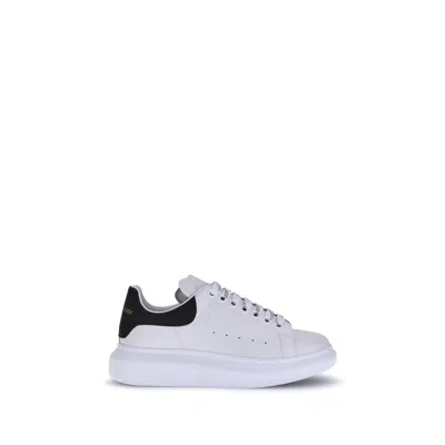 Alexander Mcqueen White And Black Low-top Sneakers With Chunky Sole And Contrasting Heel Tab In Leather Man In Multi