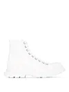 Alexander Mcqueen 45mm Tread Slick Canvas Combat Boots In Blanco