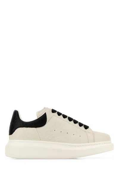 ALEXANDER MCQUEEN WHITE LEATHER SNEAKERS WITH BLACK LEATHER HEEL