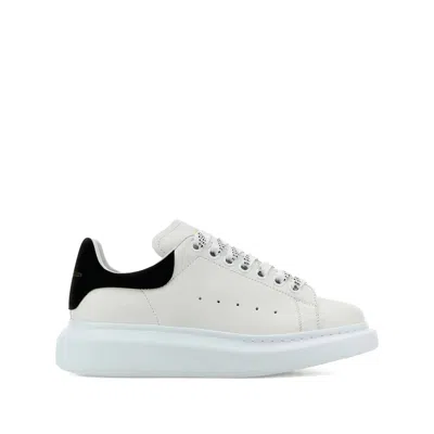 Alexander Mcqueen Black And White Low Top Sneakers With Logo Lettering On The Tongue And Contrasting Heel With Logo Le In Neutral