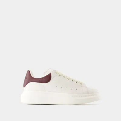 ALEXANDER MCQUEEN ALEXANDER MCQUEEN WHITE LEATHER SNEAKERS WITH BURGUNDY LEATHER HEEL