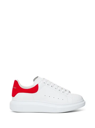 Alexander Mcqueen White Low Top Sneakers With Contrasting Heel With Embossed Logo Lettering In Leath