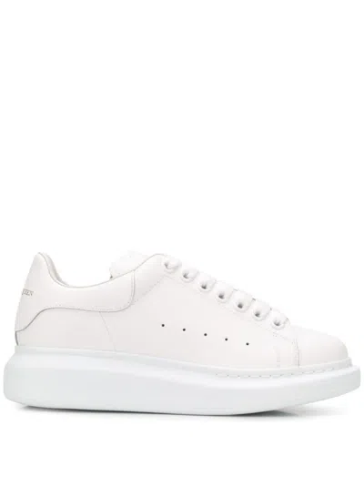 ALEXANDER MCQUEEN OVERSIZED LEATHER SNEAKERS - WOMEN'S - LEATHER,553770WHGP013492295