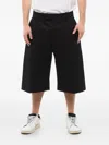 Alexander Mcqueen 4-pocketed Wide Leg Cotton Shorts In Schwarz