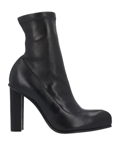 Alexander Mcqueen Ankle Boots In Black