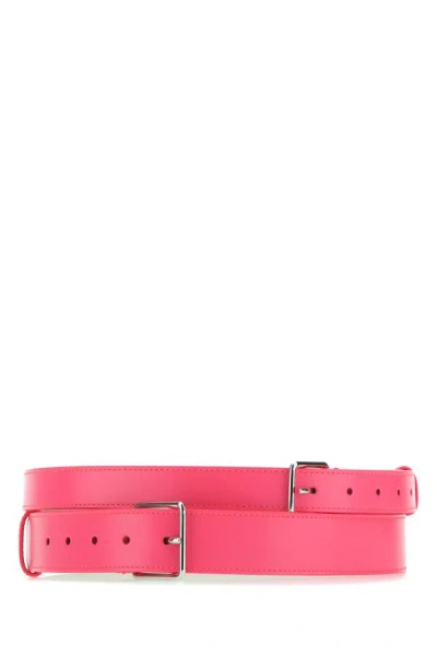 Alexander Mcqueen Buckle-fastened Leather Belt In Fuchsia