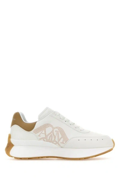 ALEXANDER MCQUEEN ALEXANDER MCQUEEN WOMAN WHITE LEATHER SPRINT RUNNER SNEAKERS