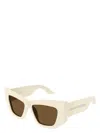 Alexander Mcqueen Am0448s 004 In Ivory