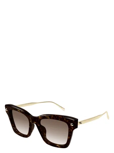 Alexander Mcqueen Women's  Am0483s 002 Sunglasses In Havana