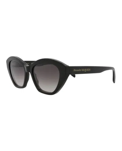 Pre-owned Alexander Mcqueen Women's  Cat Eyeframe Recycled Acetate Sunglasses In Black Black Grey (am0355s/3001