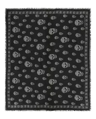 Pre-owned Alexander Mcqueen Women's  Skull Print Scarf In Ash/grey/black
