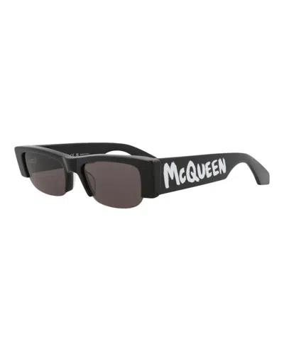 Pre-owned Alexander Mcqueen Women's  Squareframe Recycled Acetate Sunglasses In Black Black Grey (am0404s/30014