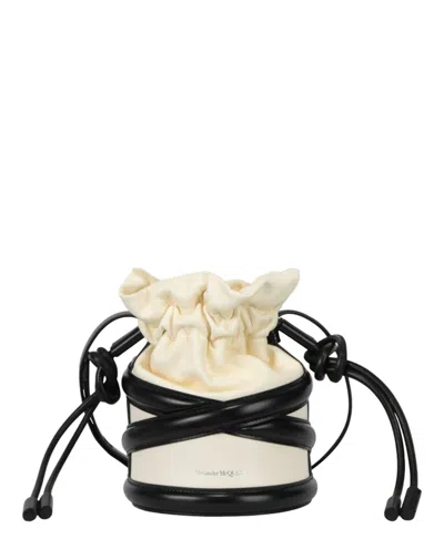 Pre-owned Alexander Mcqueen Women's  The Soft Curve Bag In Ivory/black