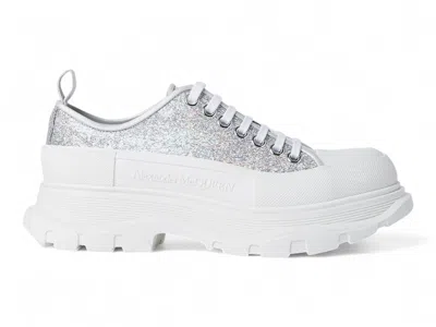 Pre-owned Alexander Mcqueen Women's  Tread Slick Low Lace Up Sneakers In White/silver In Multi