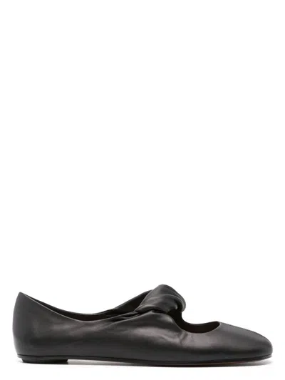 Alexander Mcqueen Women's Leather Ballarinas For Comfort In Black