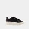 Alexander Mcqueen Oversized Sne Women In Black