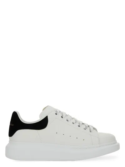 ALEXANDER MCQUEEN WOMEN'S OVERSIZED SNEAKER