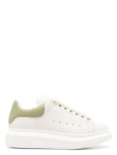 ALEXANDER MCQUEEN WOMEN'S OVERSIZED SNEAKER