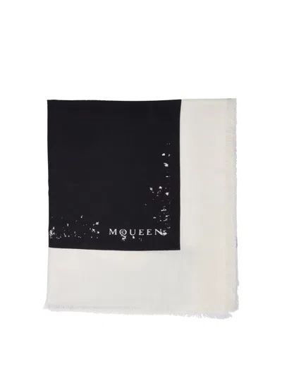 ALEXANDER MCQUEEN ALEXANDER MCQUEEN WOMEN SCARF WITH LOGO MCQUEEN