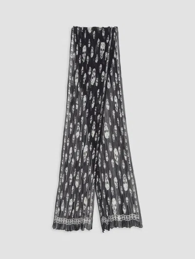 Alexander Mcqueen Women's Skull Pleated Silk Georgette Scarf In Black Ivory